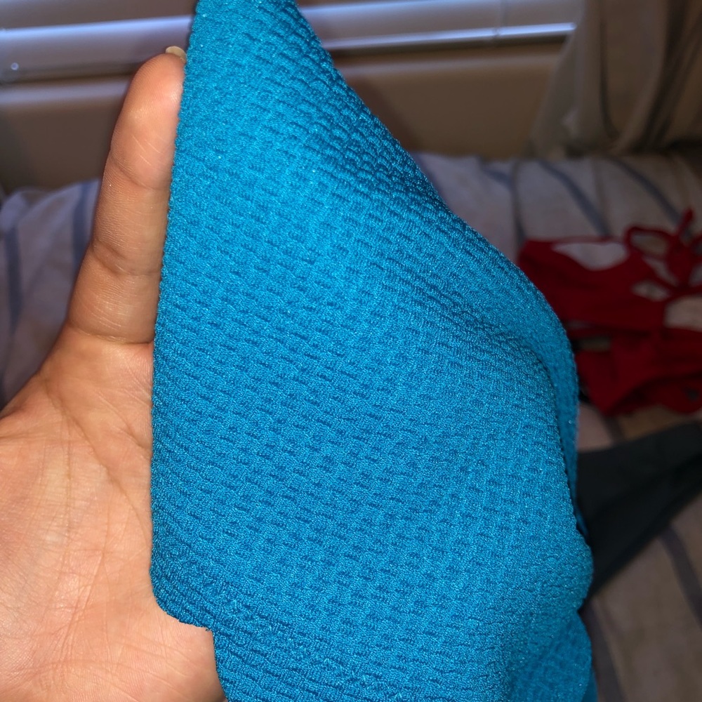 Cute Ruffle blue bikini top - Picture 4 of 5